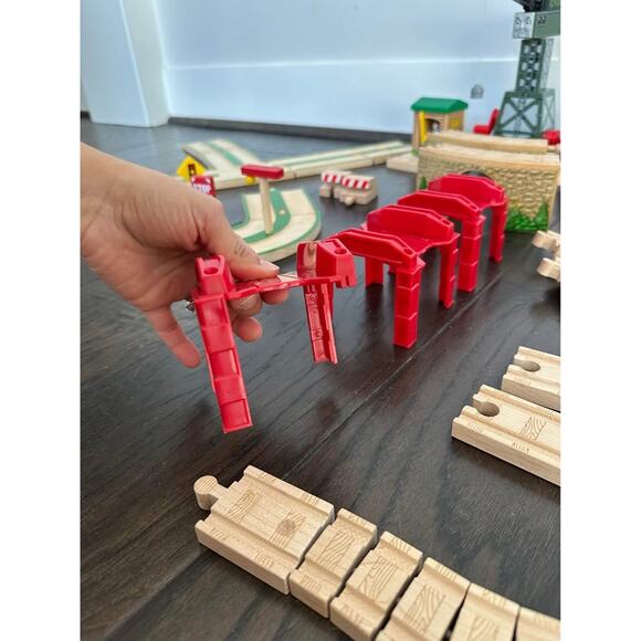 Vintage Thomas and Friends Wooden Train Tracks and Accessories - Picture 5 of 10